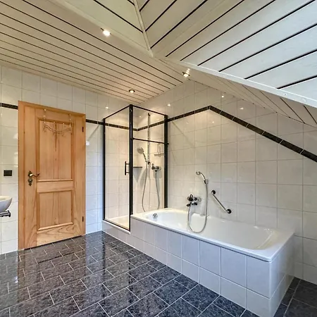 Apartman I *